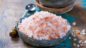 minerals present in the pink salt